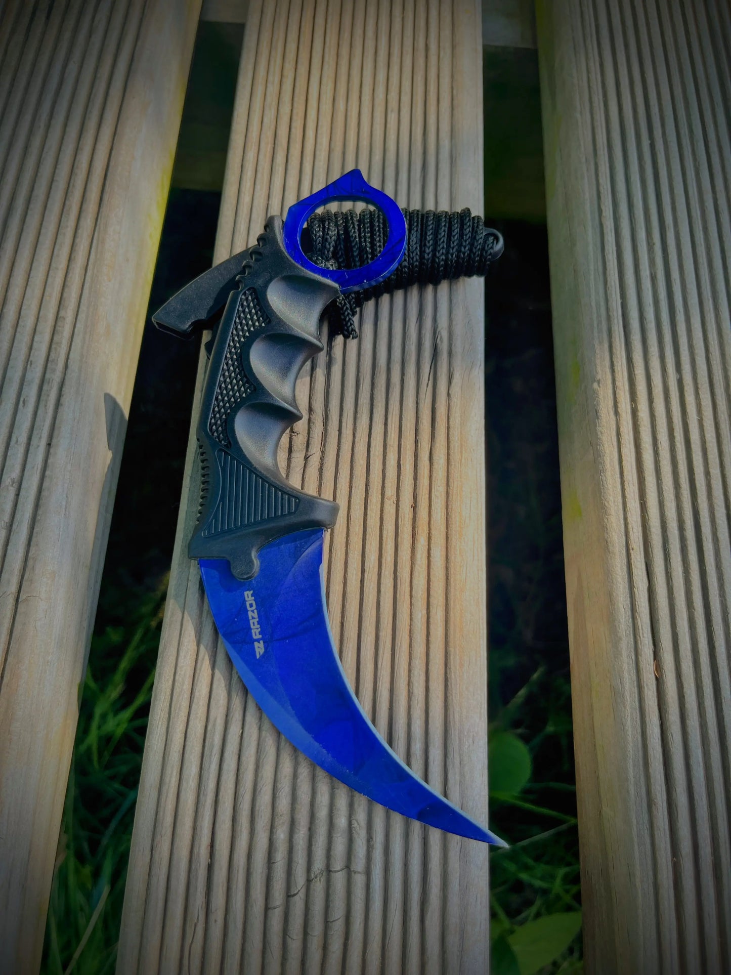 Karambit Azul Doppler Blue CS:GO Razor Colección En naturaleza curvo