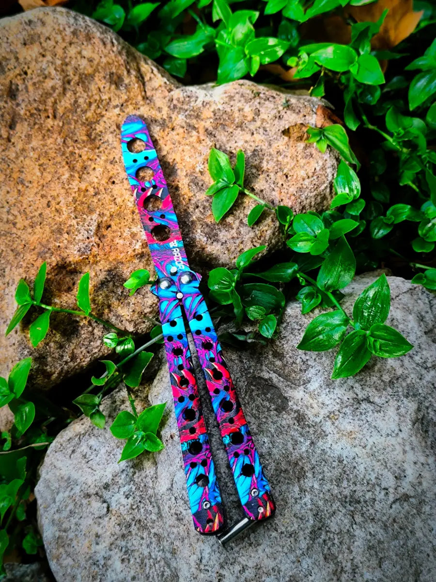 Balisong Butterfly Hyperbestia 2 Navaja CS:GO Razor de entrenamiento