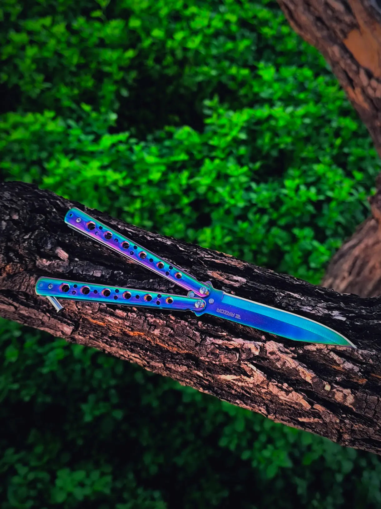 Navaja Mariposa butterfly knife Abierto Detalle Color
